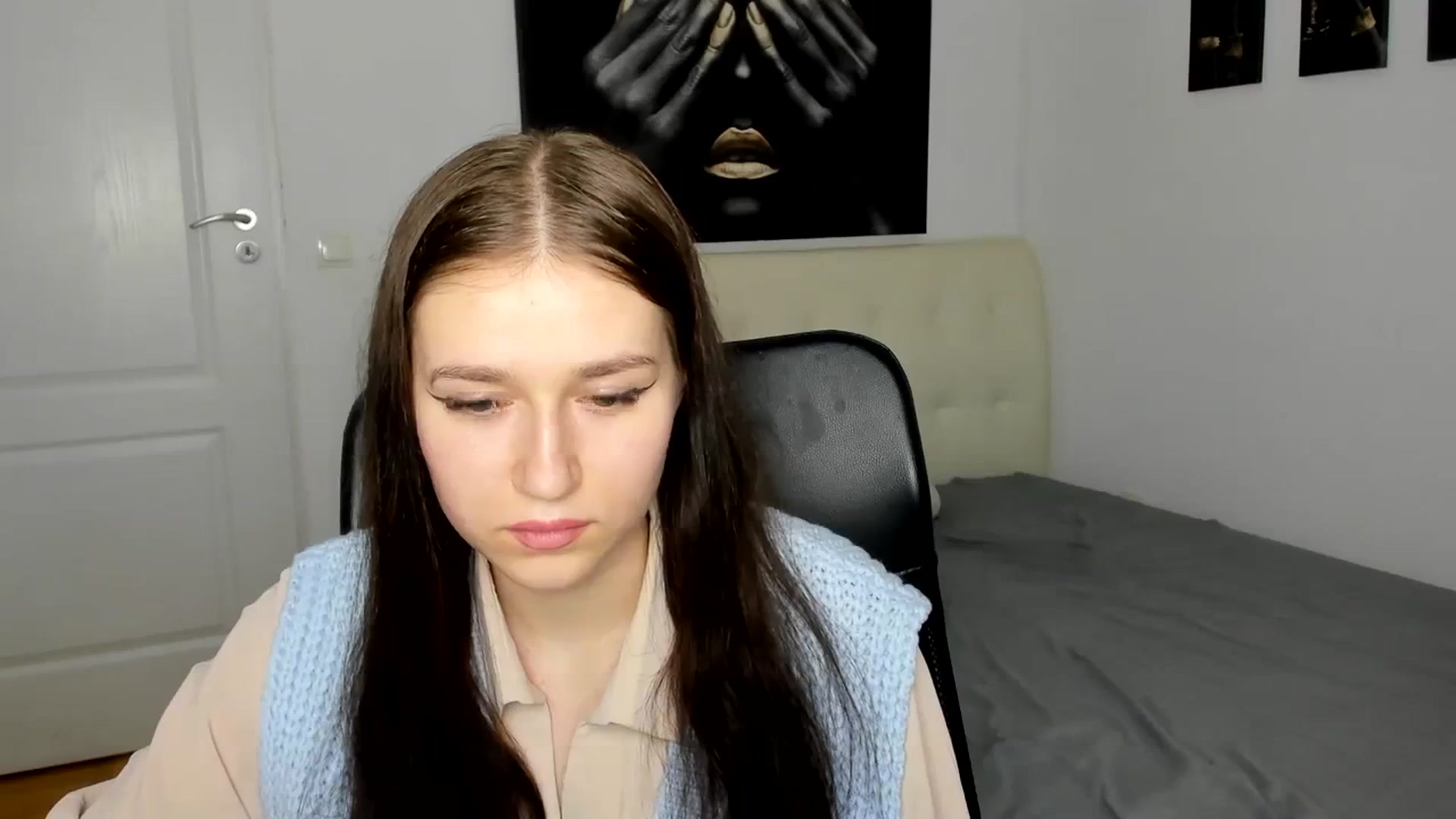Gallery image thumbnail from SsweetPeaches's myfreecams stream on, 03/14/2024, 18:45 image 17 of 20