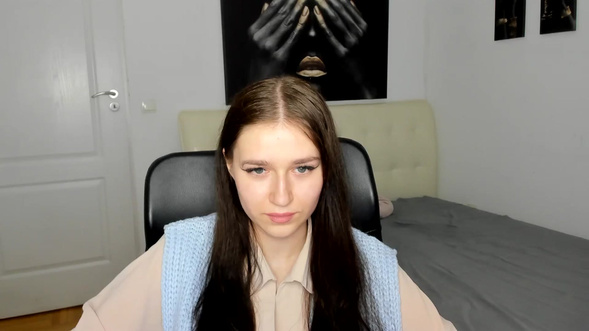 Gallery image thumbnail from SsweetPeaches's myfreecams stream on, 03/14/2024, 20:24 image 10 of 20