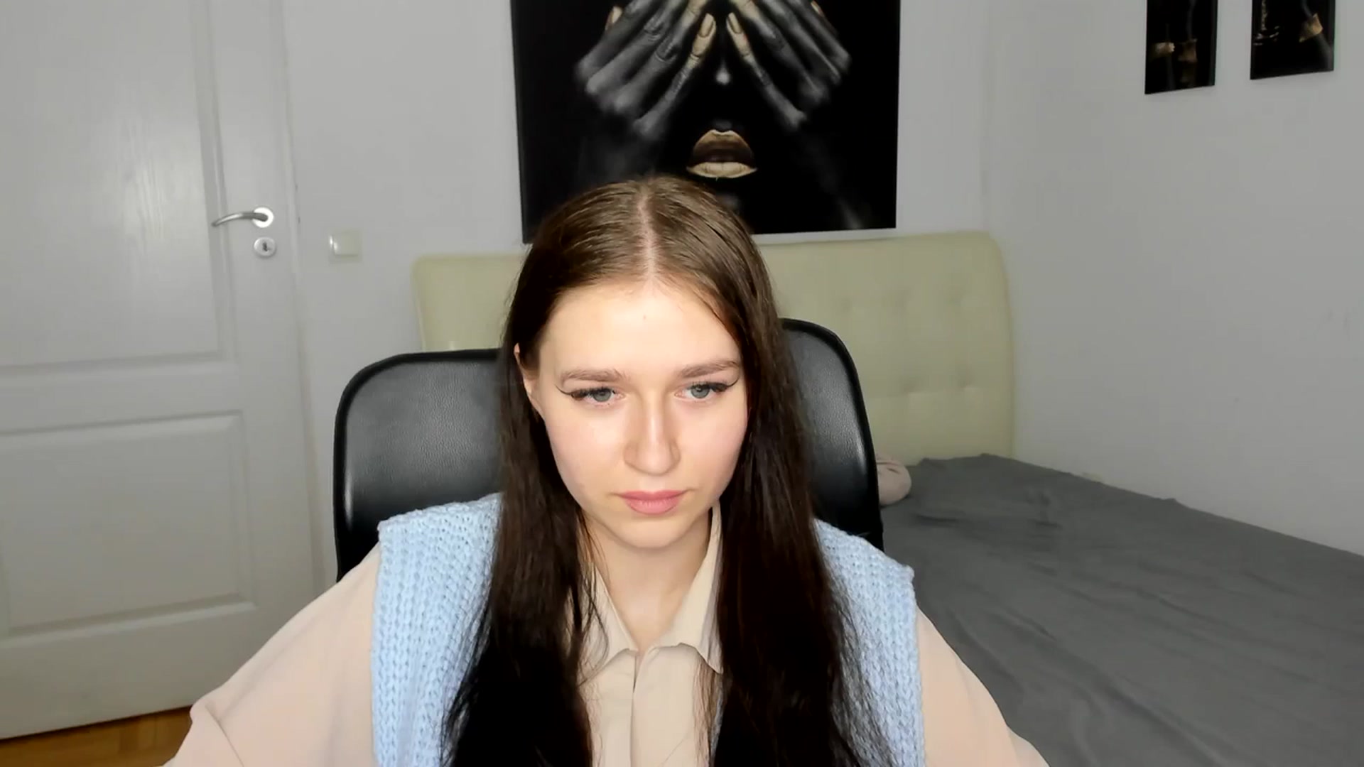 Gallery image thumbnail from SsweetPeaches's myfreecams stream on, 03/14/2024, 20:24 image 11 of 20