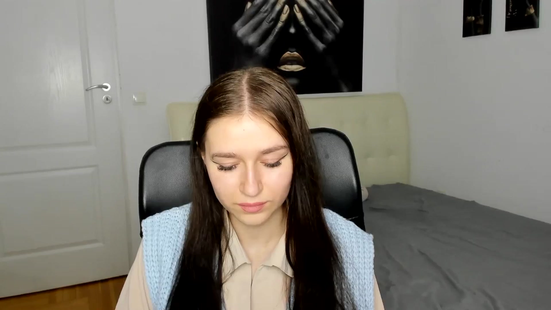 Gallery image thumbnail from SsweetPeaches's myfreecams stream on, 03/14/2024, 20:24 image 5 of 20