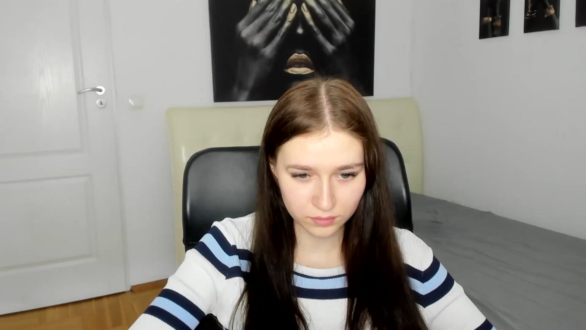 Gallery image thumbnail from SsweetPeaches's myfreecams stream on, 03/15/2024, 14:18 image 14 of 20