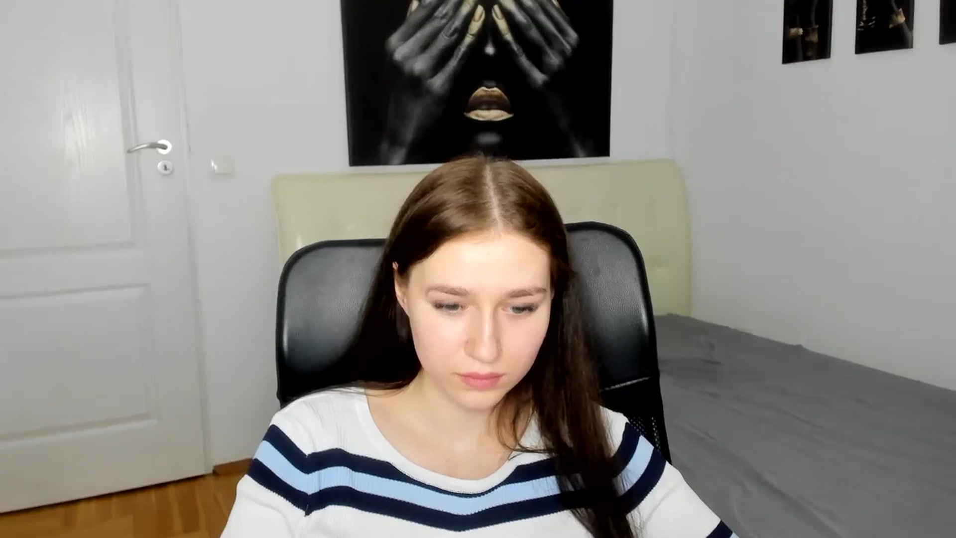 Gallery image thumbnail from SsweetPeaches's myfreecams stream on, 03/15/2024, 16:12 image 16 of 20