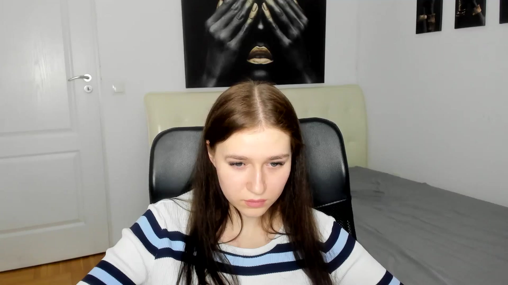 Gallery image thumbnail from SsweetPeaches's myfreecams stream on, 03/15/2024, 16:12 image 12 of 20