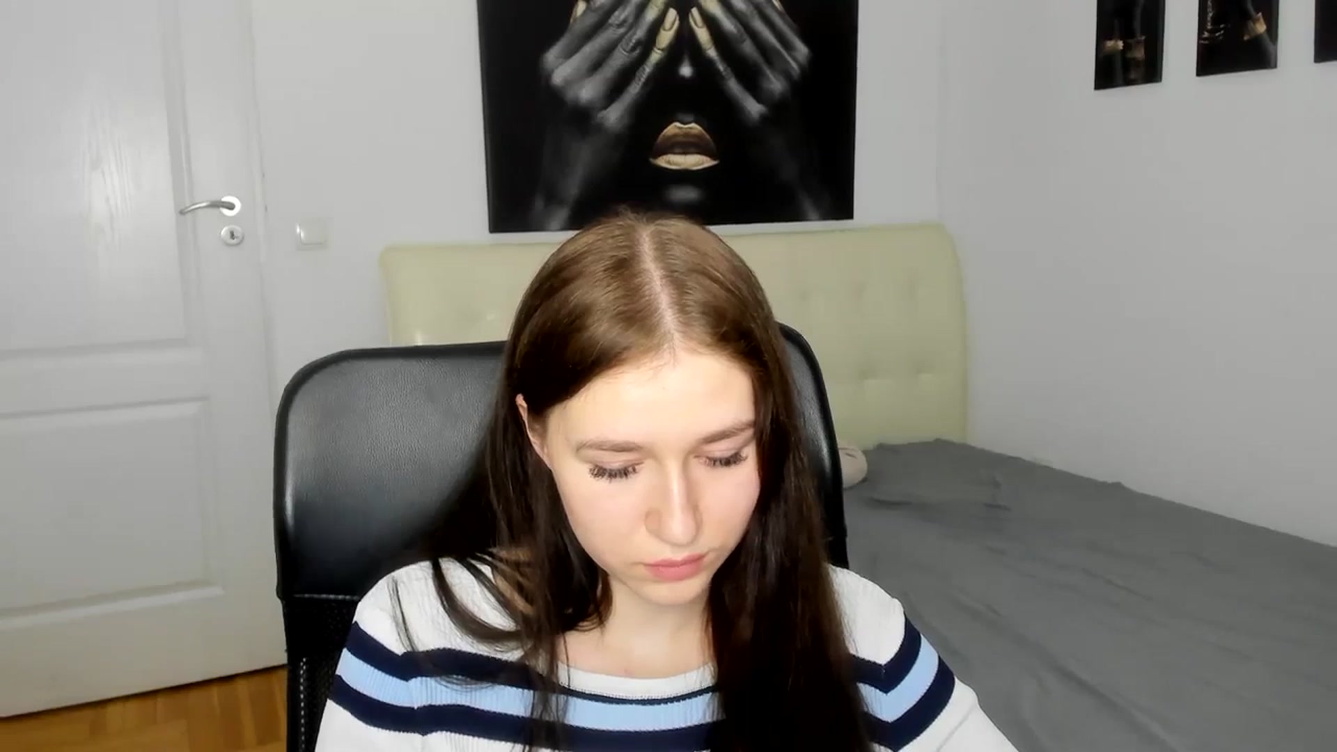 Gallery image thumbnail from SsweetPeaches's myfreecams stream on, 03/15/2024, 18:00 image 7 of 20