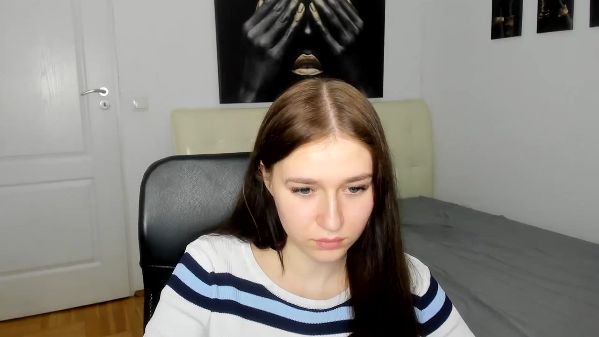 Gallery image thumbnail from SsweetPeaches's myfreecams stream on, 03/15/2024, 18:00 image 19 of 20