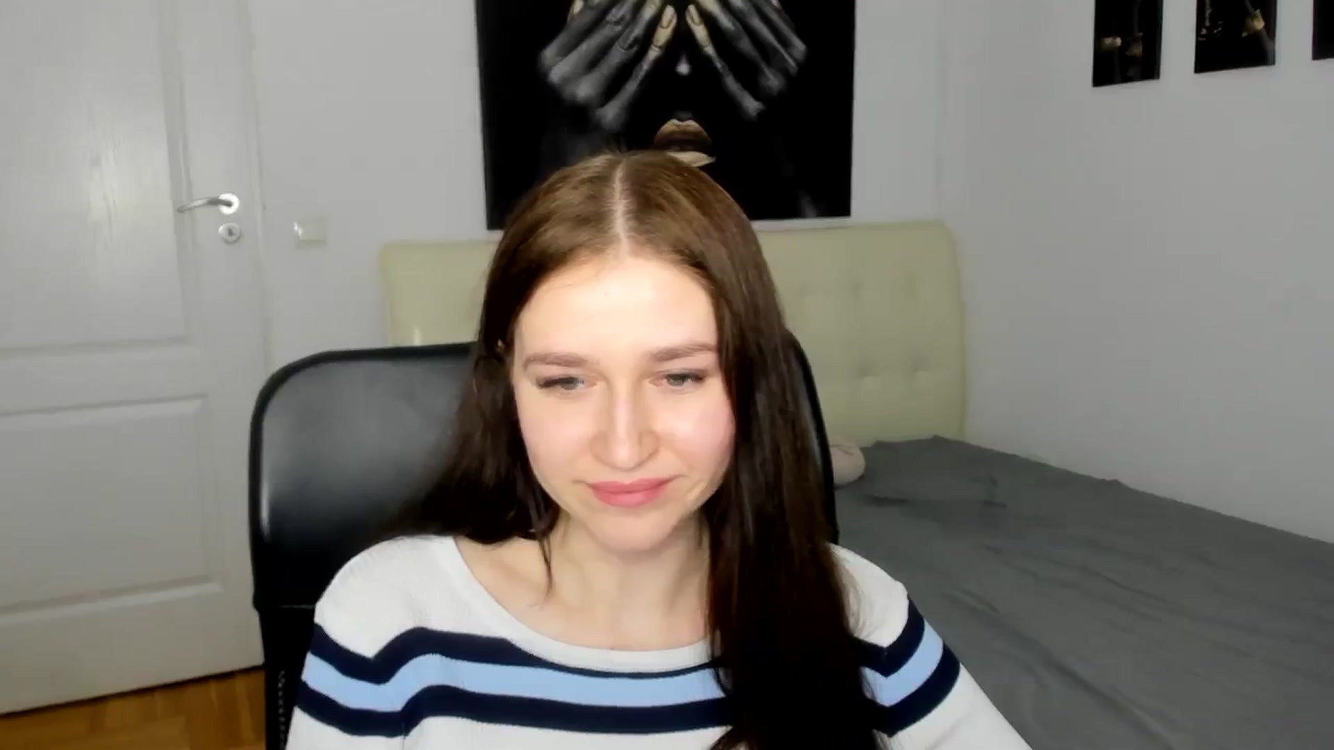 Gallery image thumbnail from SsweetPeaches's myfreecams stream on, 03/15/2024, 18:00 image 18 of 20