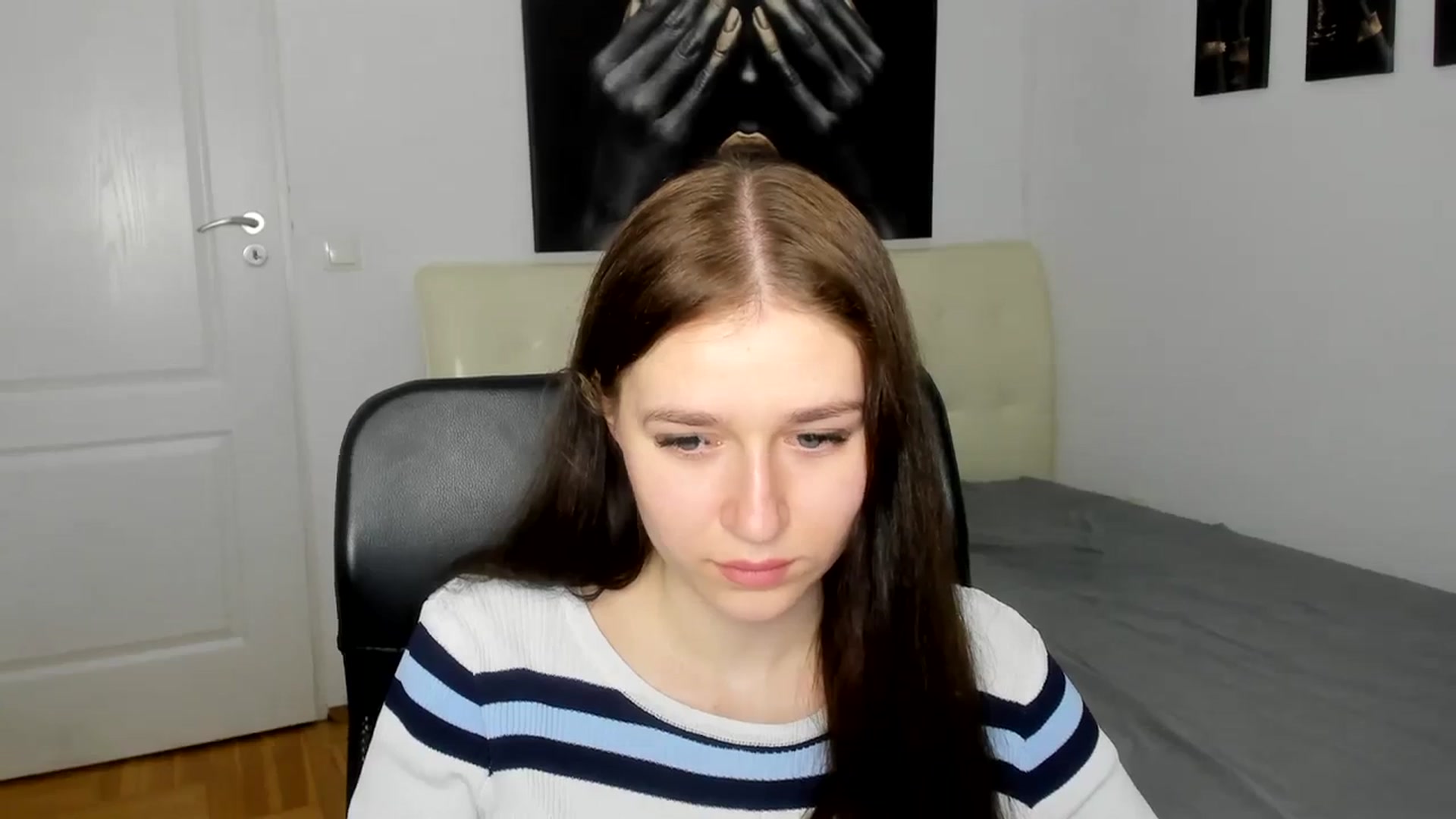 Gallery image thumbnail from SsweetPeaches's myfreecams stream on, 03/15/2024, 18:00 image 13 of 20