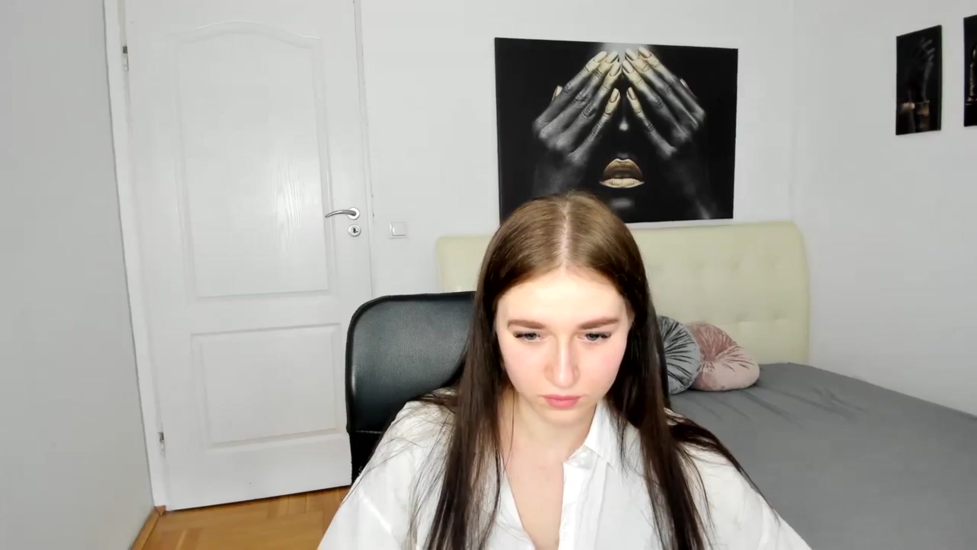 Gallery image thumbnail from SsweetPeaches's myfreecams stream on, 03/17/2024, 13:58 image 4 of 20