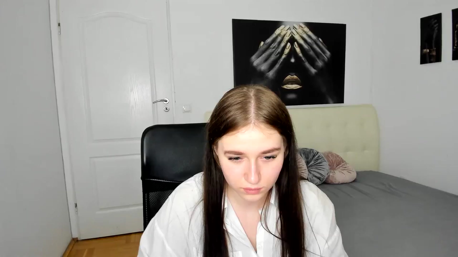 Gallery image thumbnail from SsweetPeaches's myfreecams stream on, 03/17/2024, 19:54 image 20 of 20