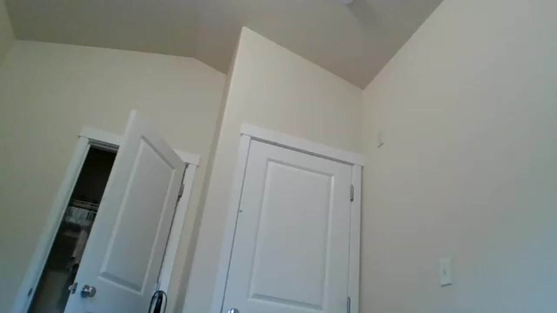 Gallery image thumbnail from Stacie's myfreecams stream on, 05/03/2026, 14:39 image 11 of 20