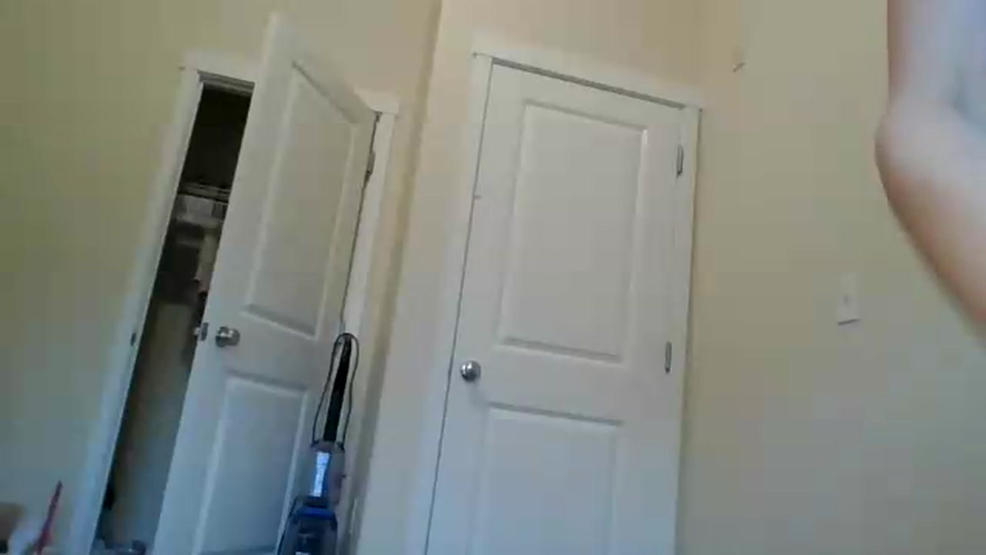 Gallery image thumbnail from Stacie's myfreecams stream on, 05/03/2026, 14:39 image 3 of 20