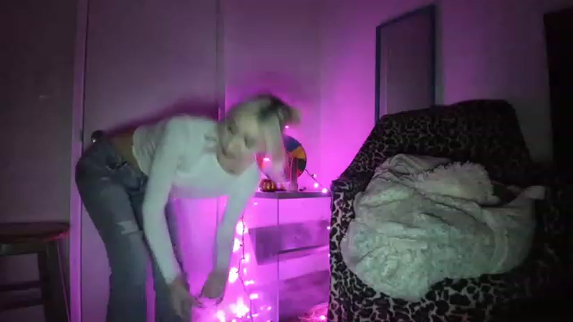 Gallery image thumbnail from StacieNaughty's myfreecams stream on, 11/18/2022, 06:05 image 13 of 20