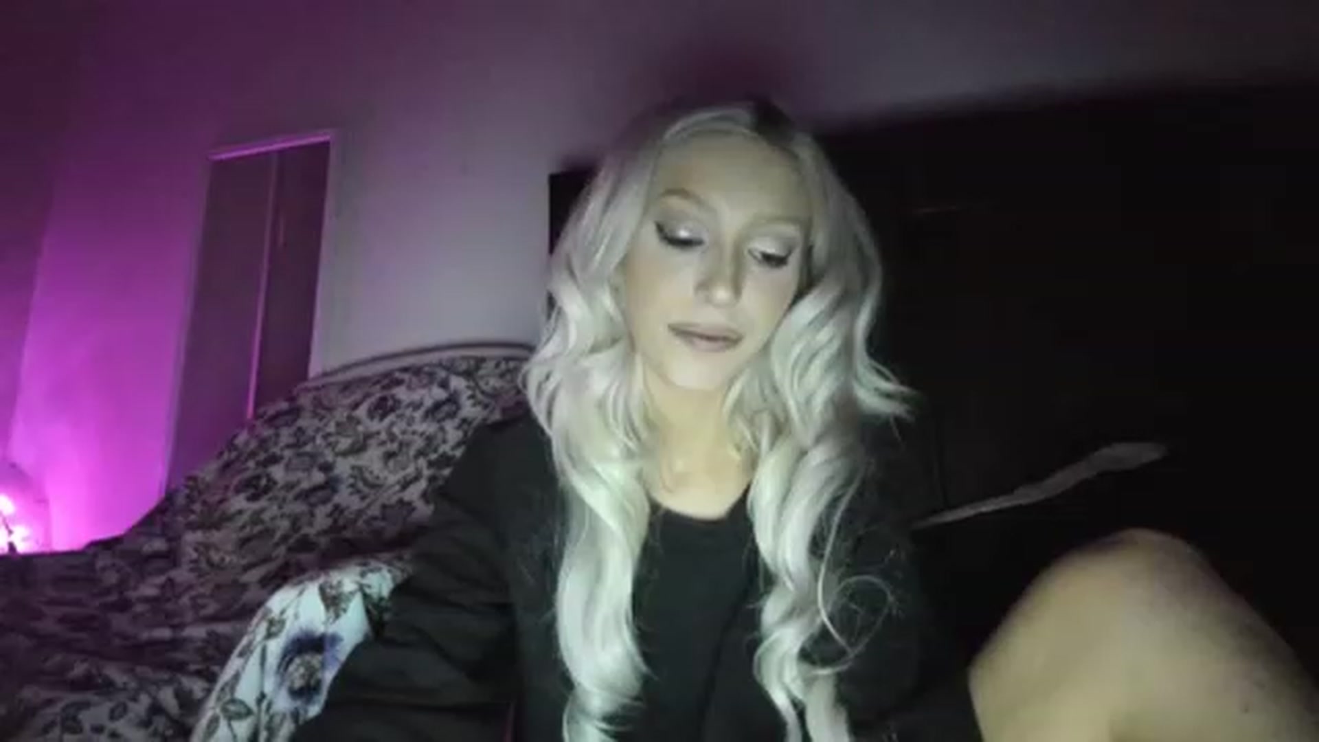 Gallery image thumbnail from StacieNaughty's myfreecams stream on, 11/29/2022, 10:59 image 16 of 20