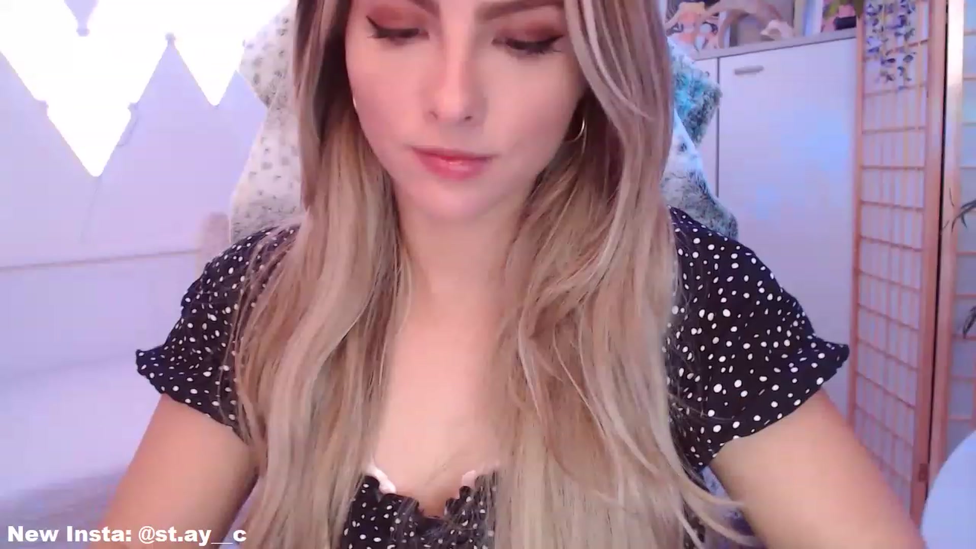 Gallery image thumbnail from StacyDoll's myfreecams stream on, 02/07/2023, 03:06 image 9 of 20
