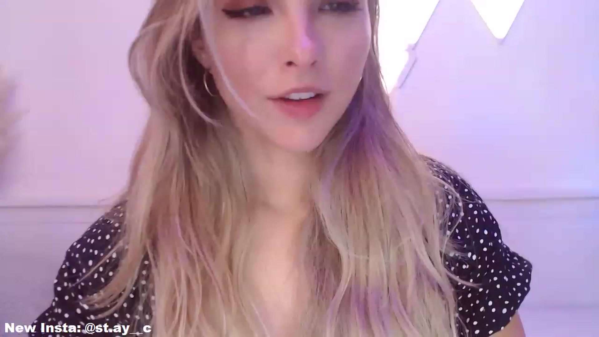Gallery image thumbnail from StacyDoll's myfreecams stream on, 02/07/2023, 04:00 image 18 of 20