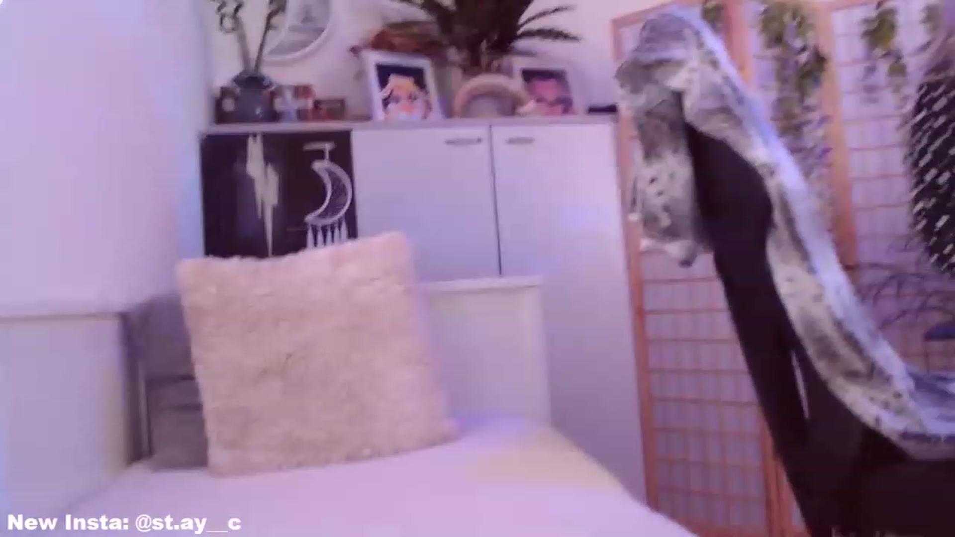 Gallery image thumbnail from StacyDoll's myfreecams stream on, 02/07/2023, 04:00 image 5 of 20