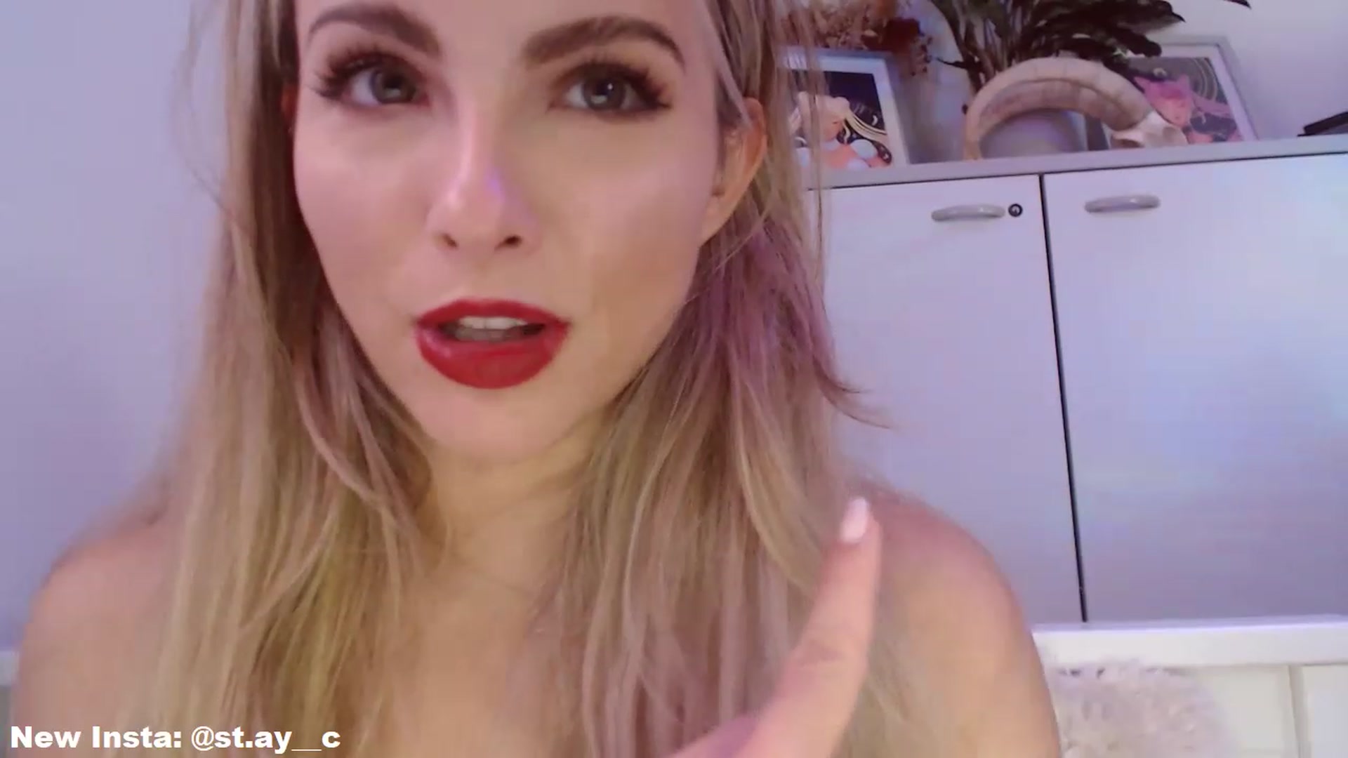 Gallery image thumbnail from StacyDoll's myfreecams stream on, 02/25/2023, 04:14 image 19 of 20