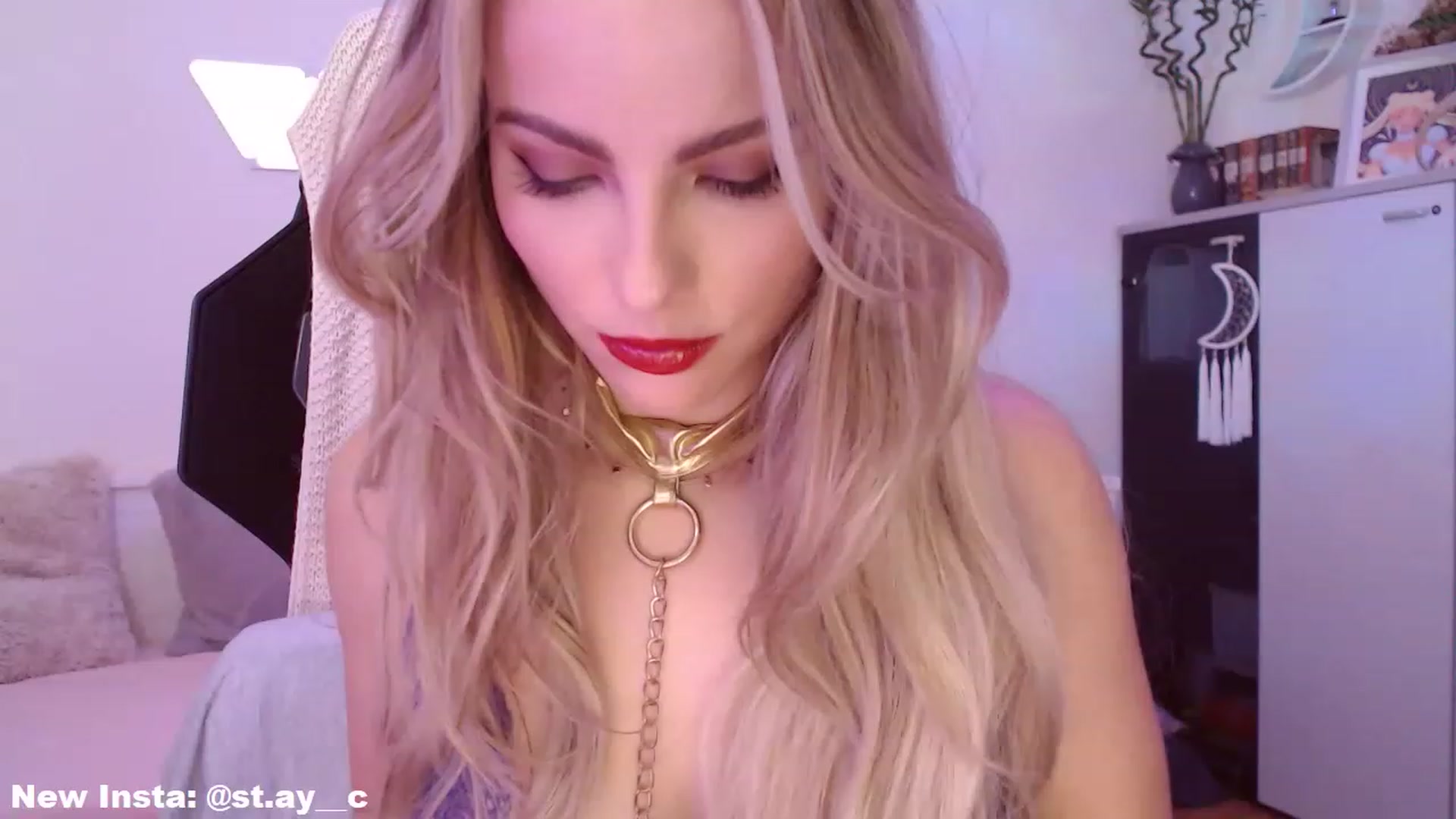 Gallery image thumbnail from StacyDoll's myfreecams stream on, 02/26/2023, 21:19 image 1 of 20