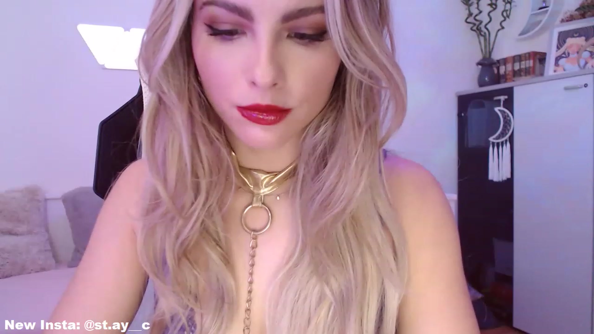 Gallery image thumbnail from StacyDoll's myfreecams stream on, 02/26/2023, 21:19 image 3 of 20