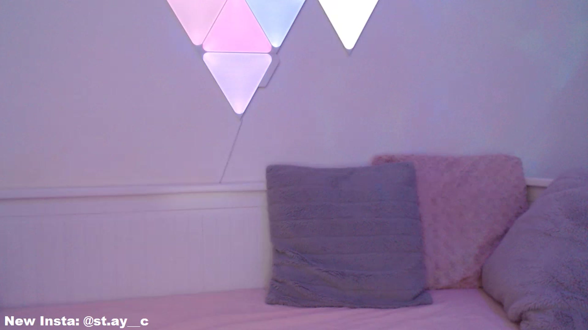 Gallery image thumbnail from StacyDoll's myfreecams stream on, 02/26/2023, 22:13 image 2 of 20