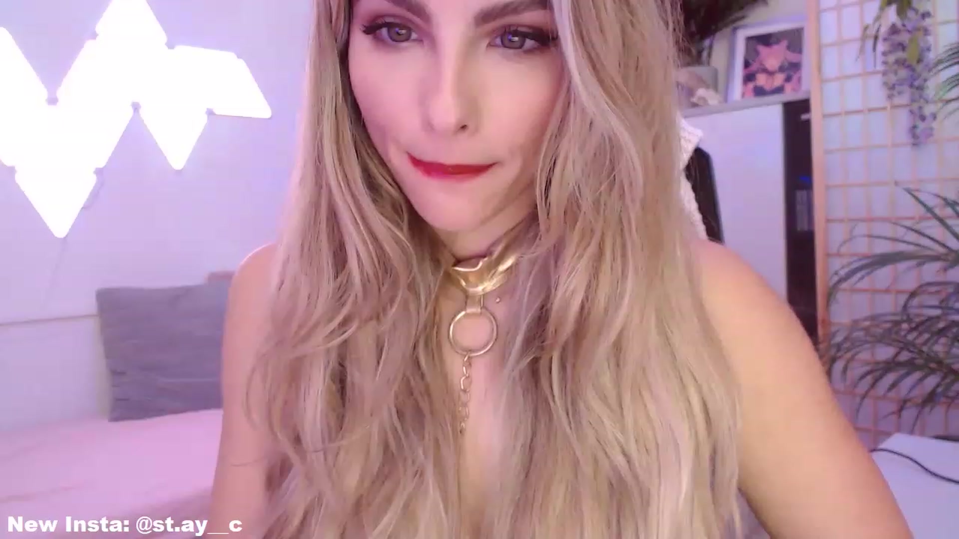 Gallery image thumbnail from StacyDoll's myfreecams stream on, 02/26/2023, 22:13 image 11 of 20