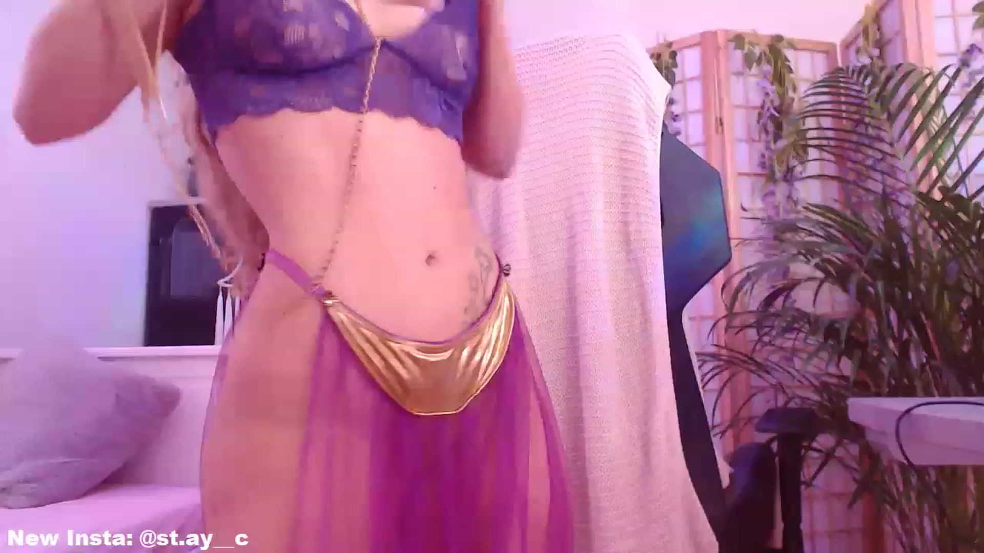 Gallery image thumbnail from StacyDoll's myfreecams stream on, 02/26/2023, 23:03 image 5 of 20