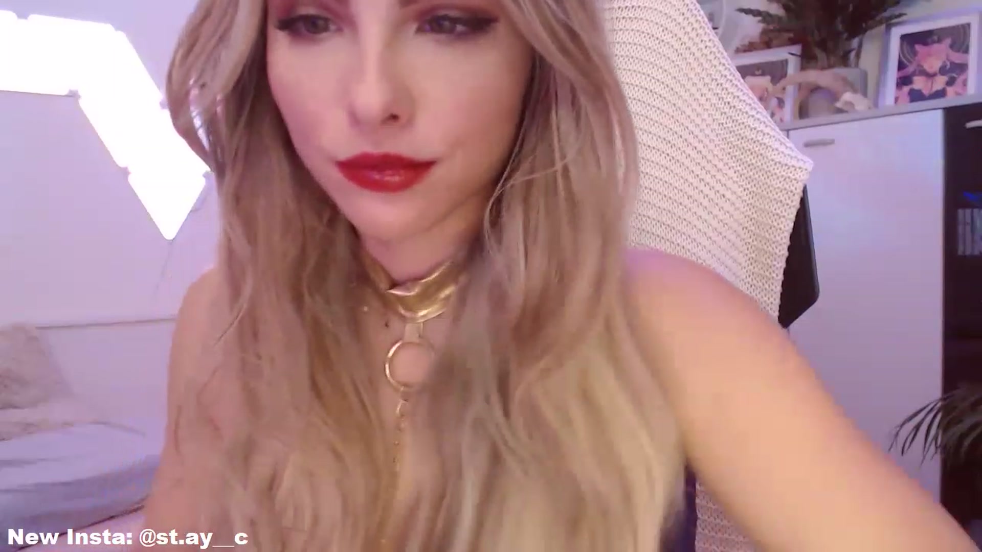 Gallery image thumbnail from StacyDoll's myfreecams stream on, 02/26/2023, 23:40 image 16 of 20