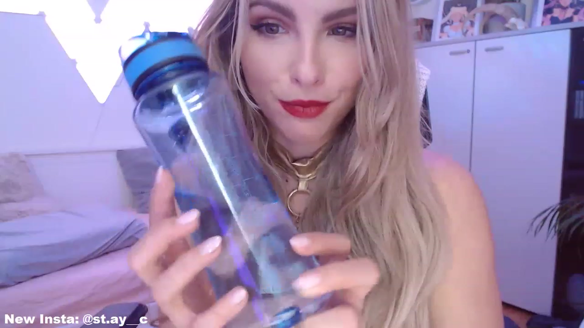 Gallery image thumbnail from StacyDoll's myfreecams stream on, 02/26/2023, 23:40 image 9 of 20