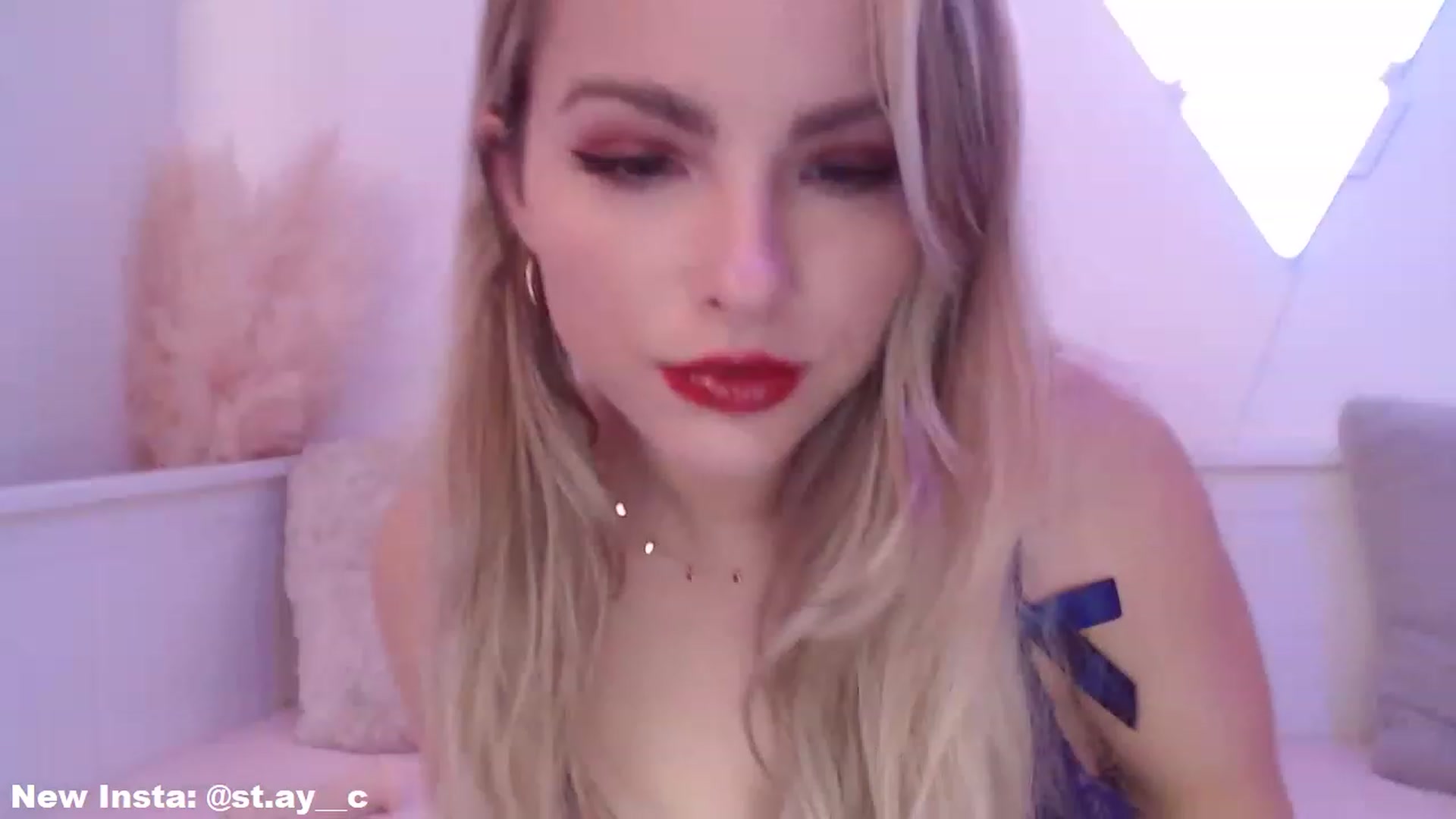Gallery image thumbnail from StacyDoll's myfreecams stream on, 02/28/2023, 02:57 image 6 of 20