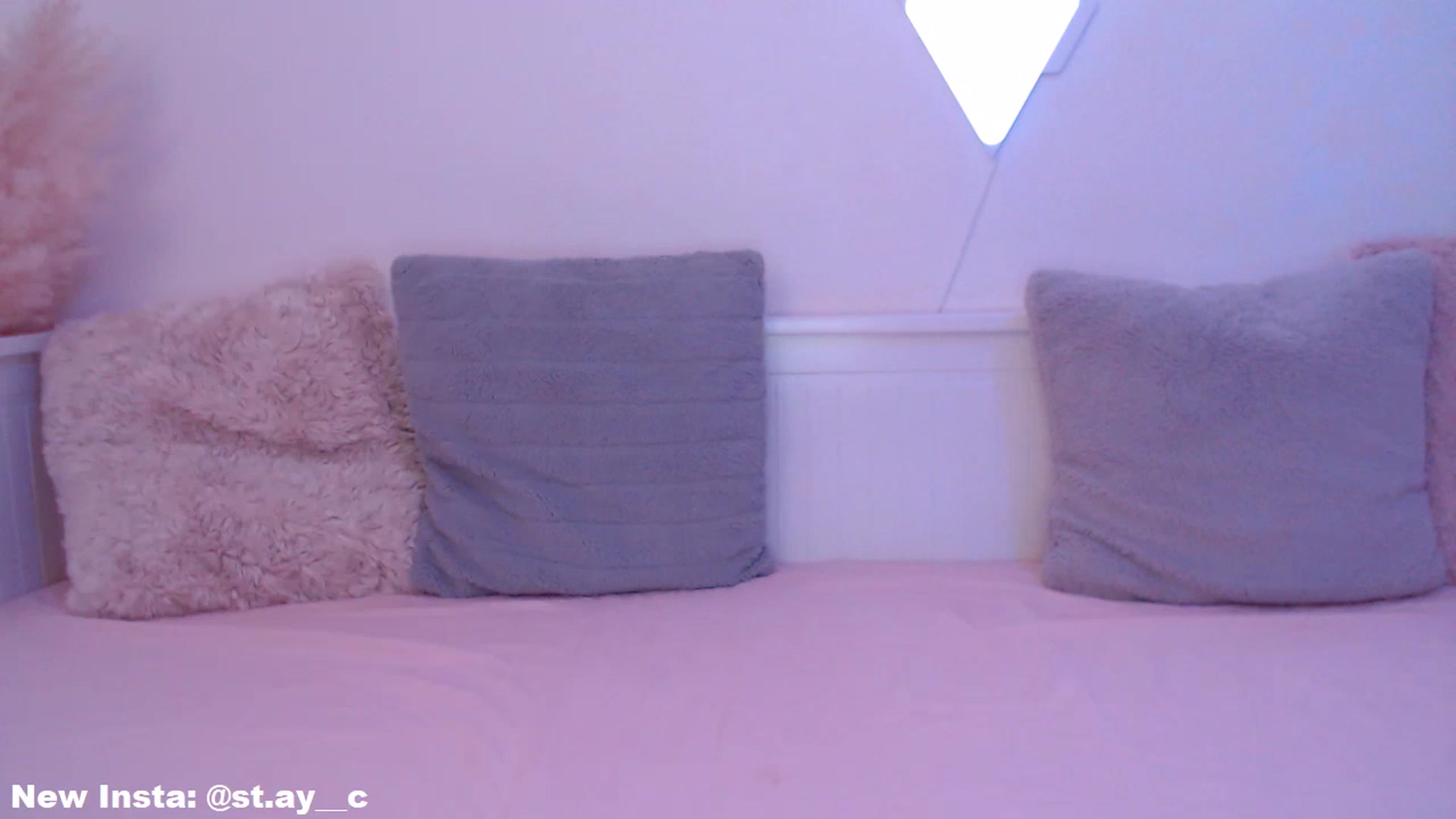 Gallery image thumbnail from StacyDoll's myfreecams stream on, 02/28/2023, 02:57 image 1 of 20