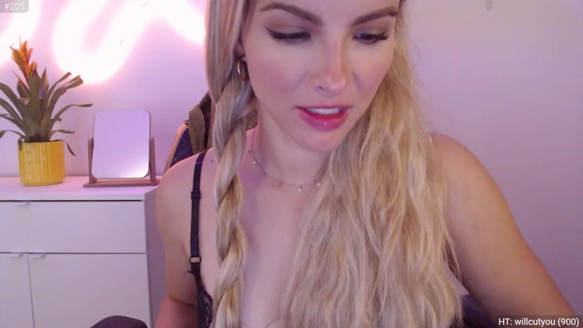Gallery image thumbnail from StacyDoll's myfreecams stream on, 09/24/2023, 05:26 image 5 of 20