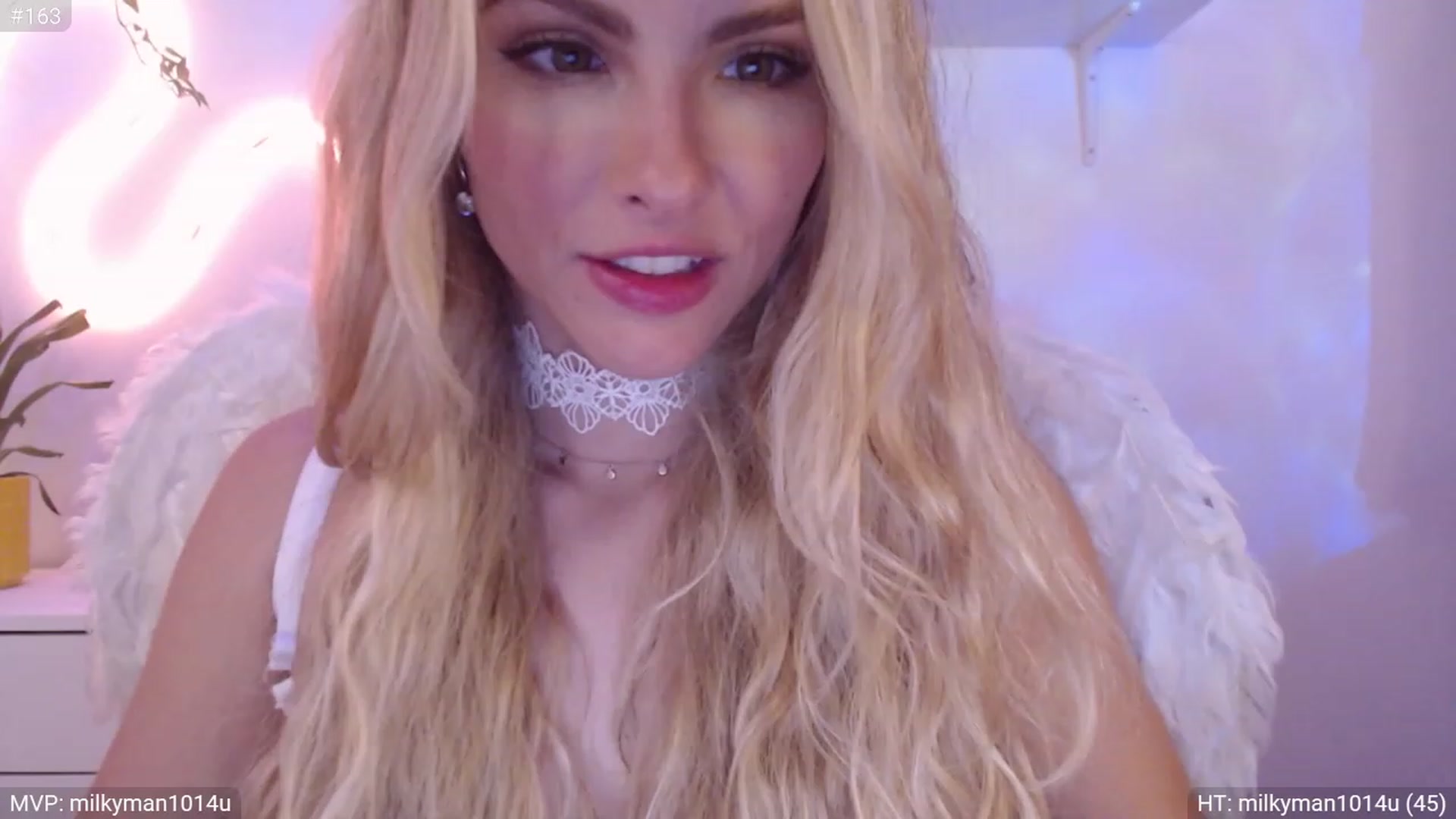 Gallery image thumbnail from StacyDoll's myfreecams stream on, 09/29/2023, 02:16 image 3 of 20