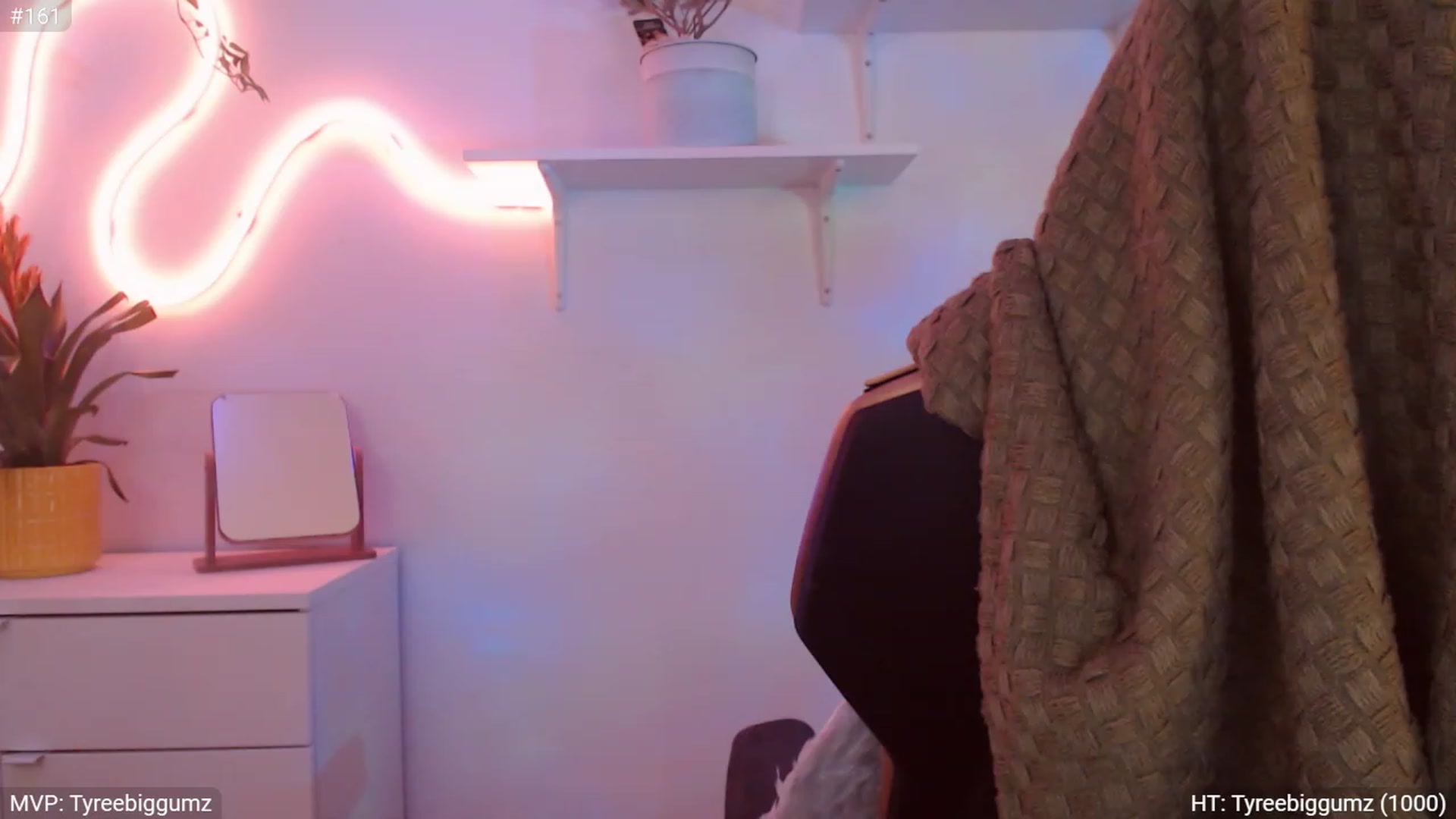 Gallery image thumbnail from StacyDoll's myfreecams stream on, 09/29/2023, 02:50 image 12 of 20