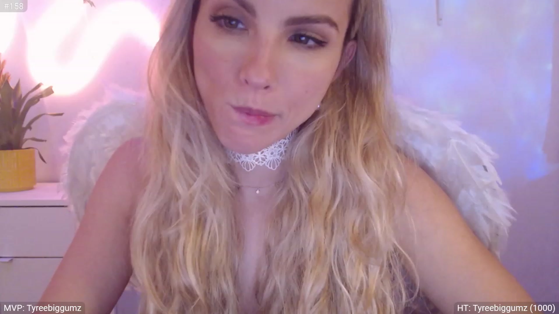 Gallery image thumbnail from StacyDoll's myfreecams stream on, 09/29/2023, 03:17 image 18 of 20