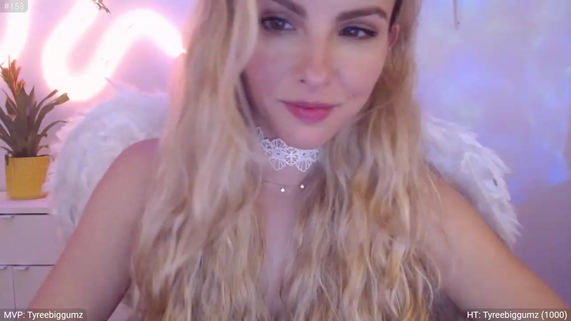 Gallery image thumbnail from StacyDoll's myfreecams stream on, 09/29/2023, 03:17 image 4 of 20
