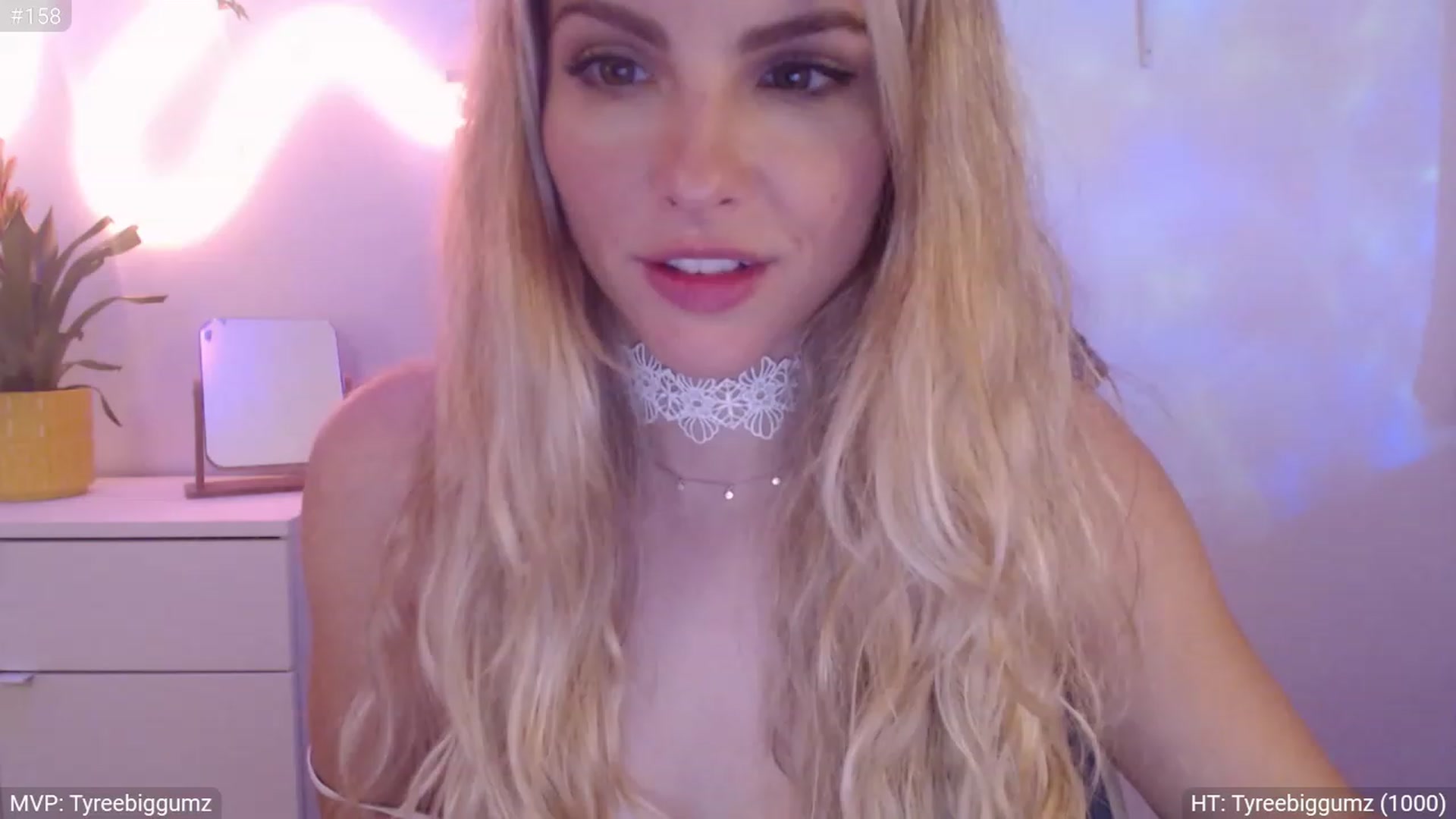 Gallery image thumbnail from StacyDoll's myfreecams stream on, 09/29/2023, 03:17 image 20 of 20