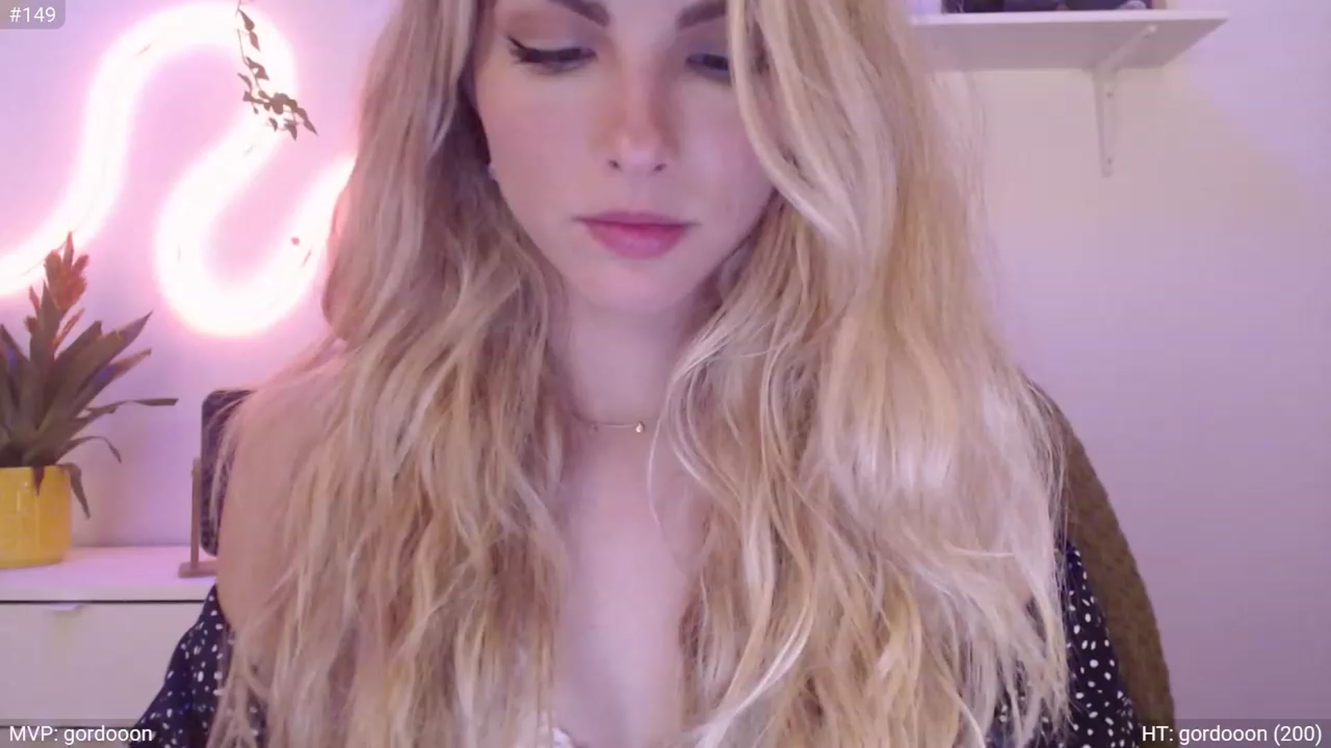 Gallery image thumbnail from StacyDoll's myfreecams stream on, 10/10/2023, 01:40 image 18 of 20