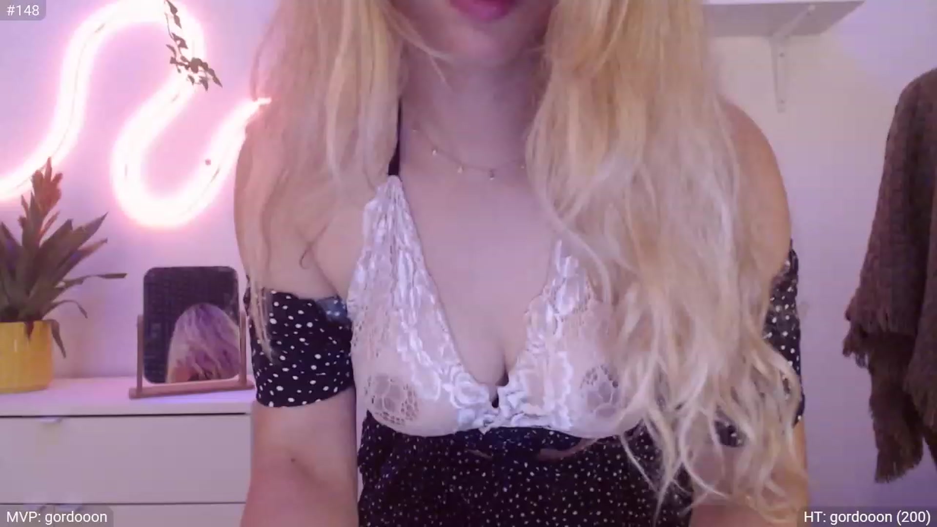 Gallery image thumbnail from StacyDoll's myfreecams stream on, 10/10/2023, 01:40 image 13 of 20