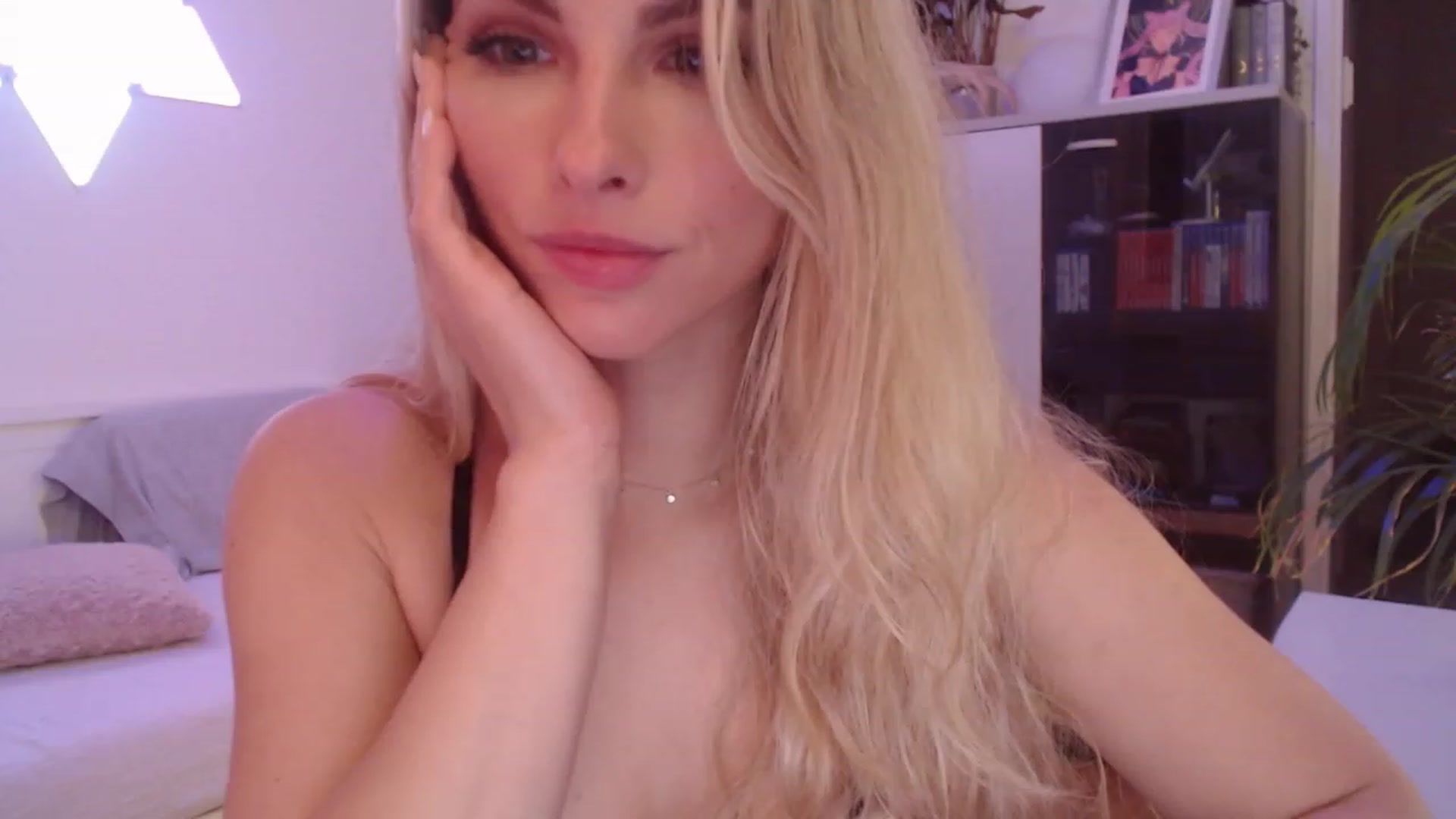 Gallery image thumbnail from StacyDoll's myfreecams stream on, 11/19/2023, 02:42 image 4 of 20