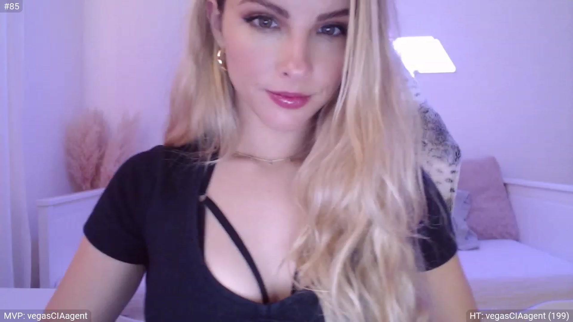 Gallery image thumbnail from StacyDoll's myfreecams stream on, 11/23/2023, 23:36 image 17 of 20