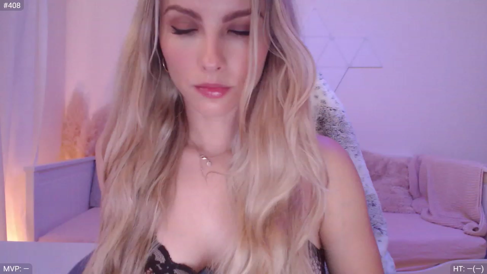 Gallery image thumbnail from StacyDoll's myfreecams stream on, 12/14/2023, 01:57 image 4 of 20