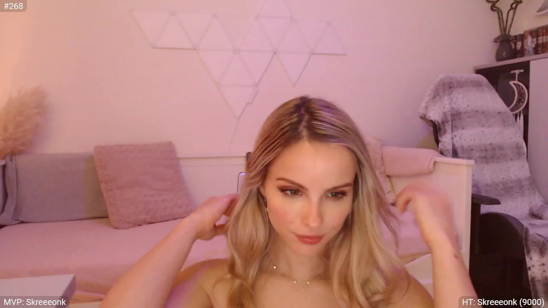 Gallery image thumbnail from StacyDoll's myfreecams stream on, 12/28/2023, 04:11 image 3 of 20