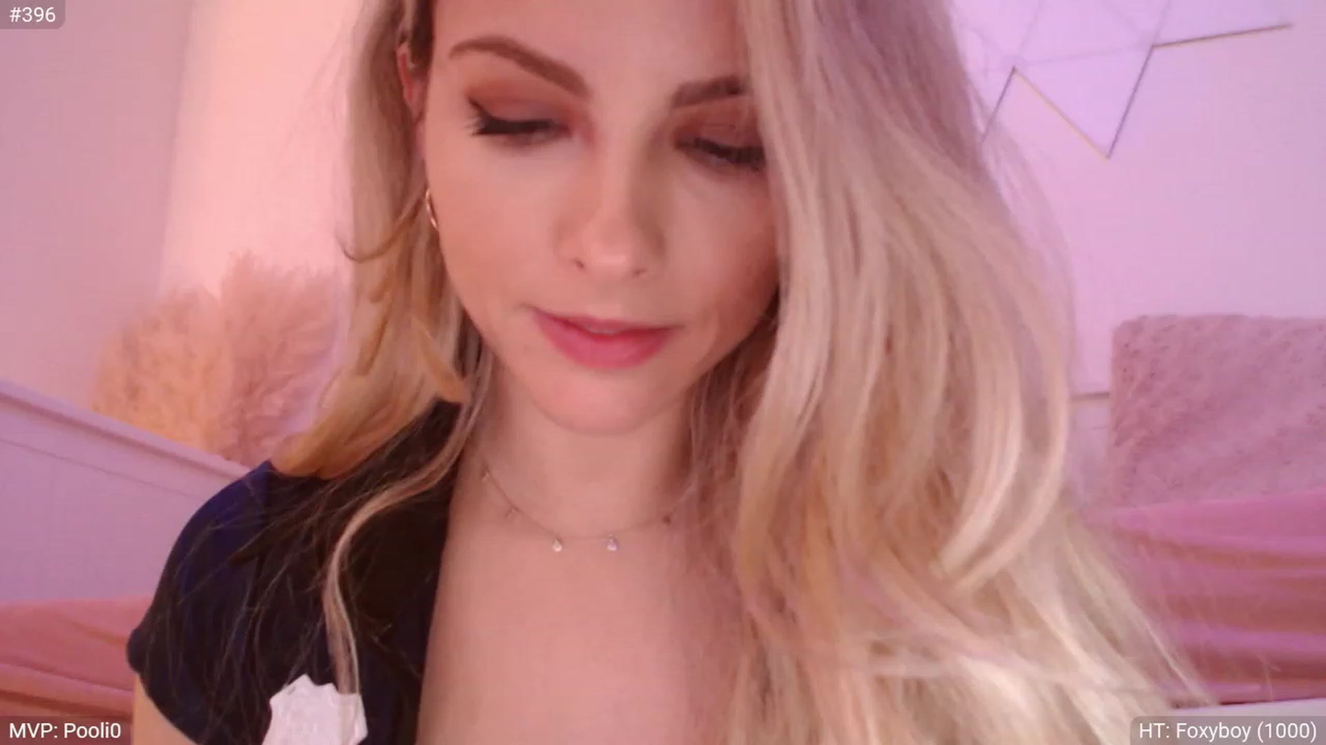 Gallery image thumbnail from StacyDoll's myfreecams stream on, 01/16/2024, 24:41 image 3 of 20
