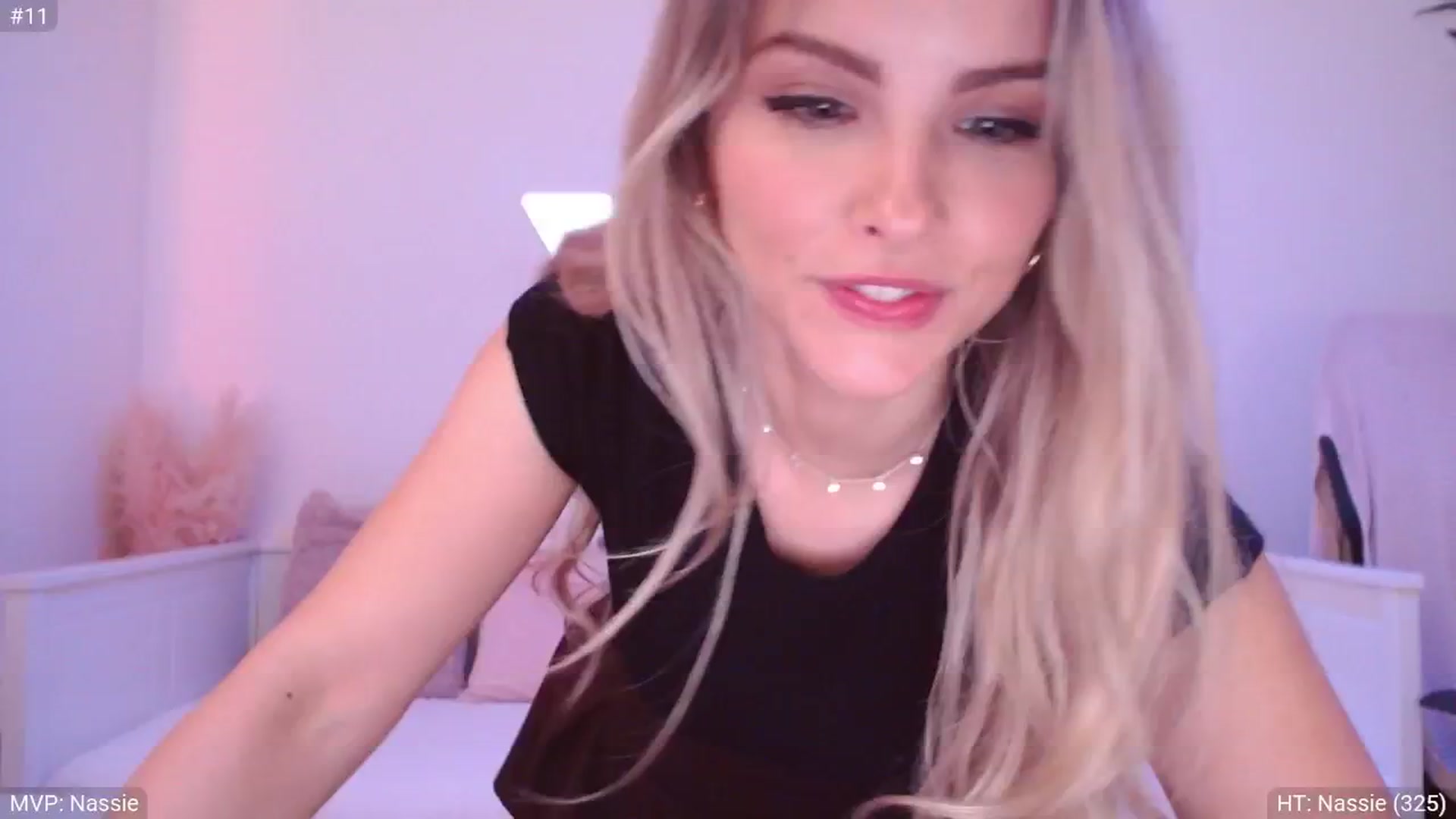 Gallery image thumbnail from StacyDoll's myfreecams stream on, 06/03/2024, 01:09 image 11 of 20