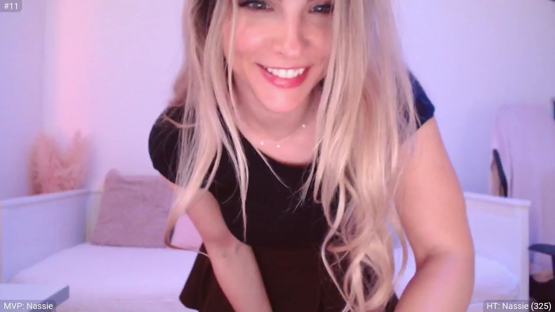 Gallery image thumbnail from StacyDoll's myfreecams stream on, 06/03/2024, 01:09 image 6 of 20