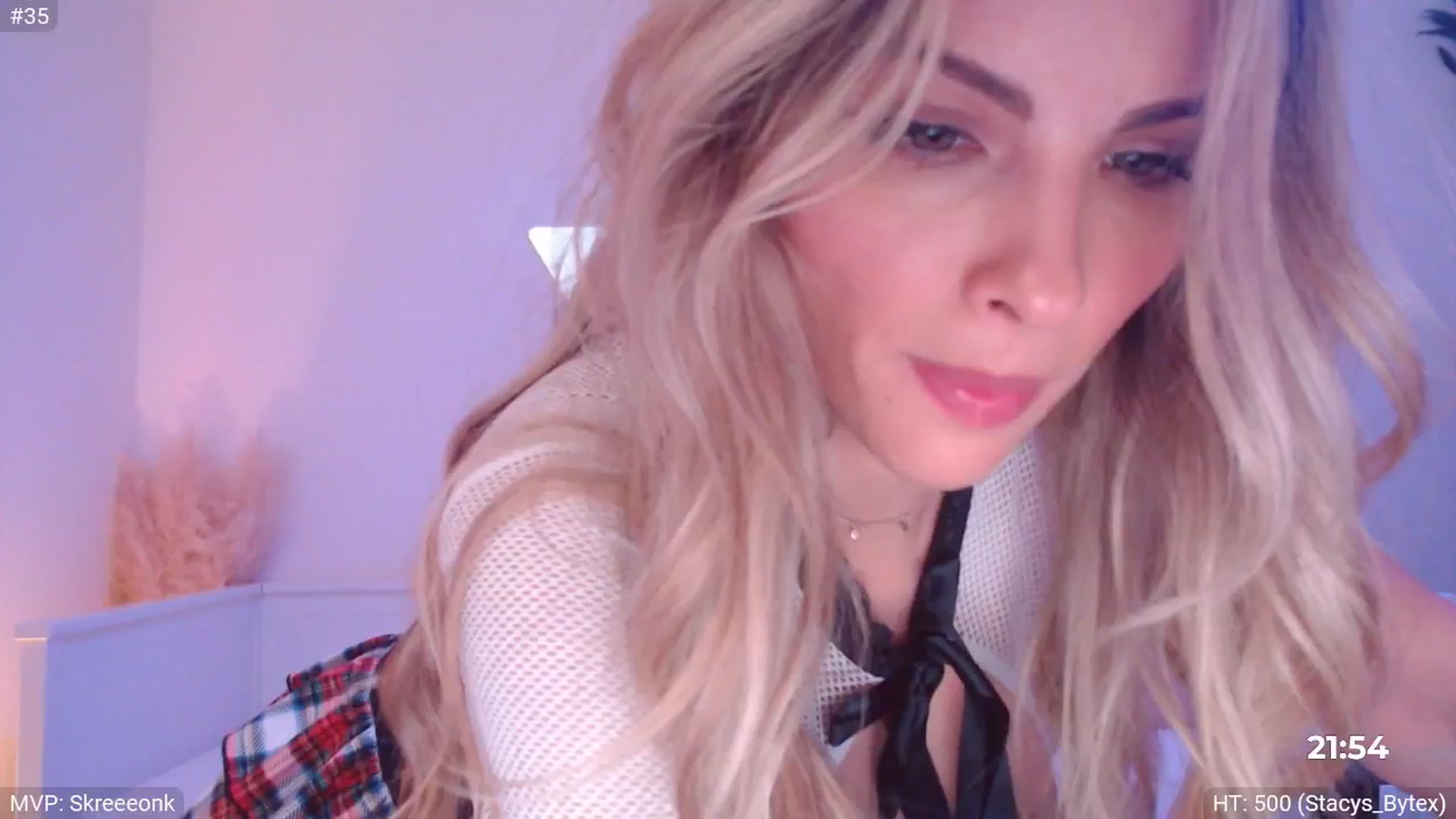 Gallery image thumbnail from StacyDoll's myfreecams stream on, 06/12/2024, 24:03 image 17 of 20