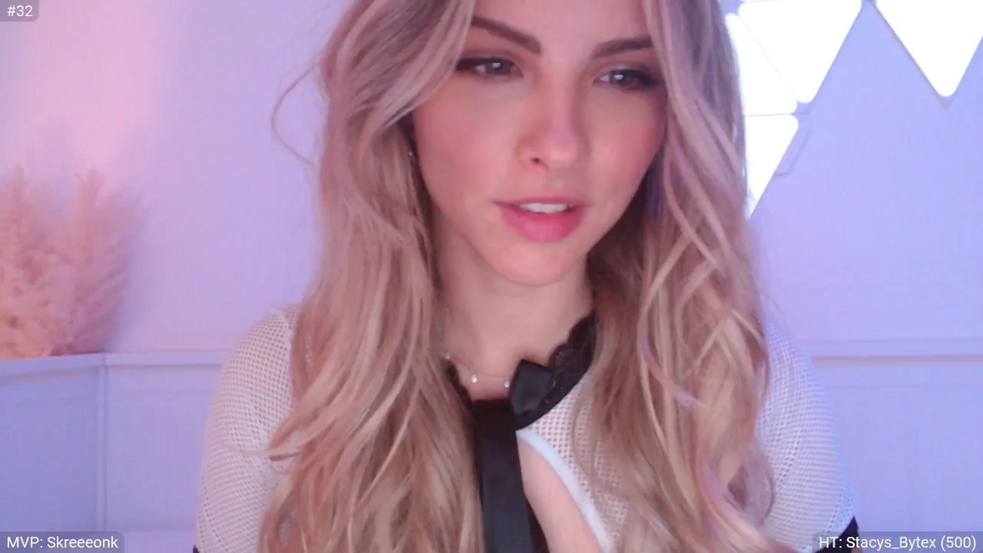 Gallery image thumbnail from StacyDoll's myfreecams stream on, 06/12/2024, 01:38 image 16 of 20