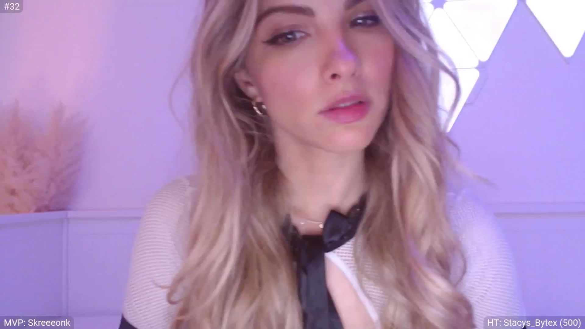 Gallery image thumbnail from StacyDoll's myfreecams stream on, 06/12/2024, 01:38 image 19 of 20