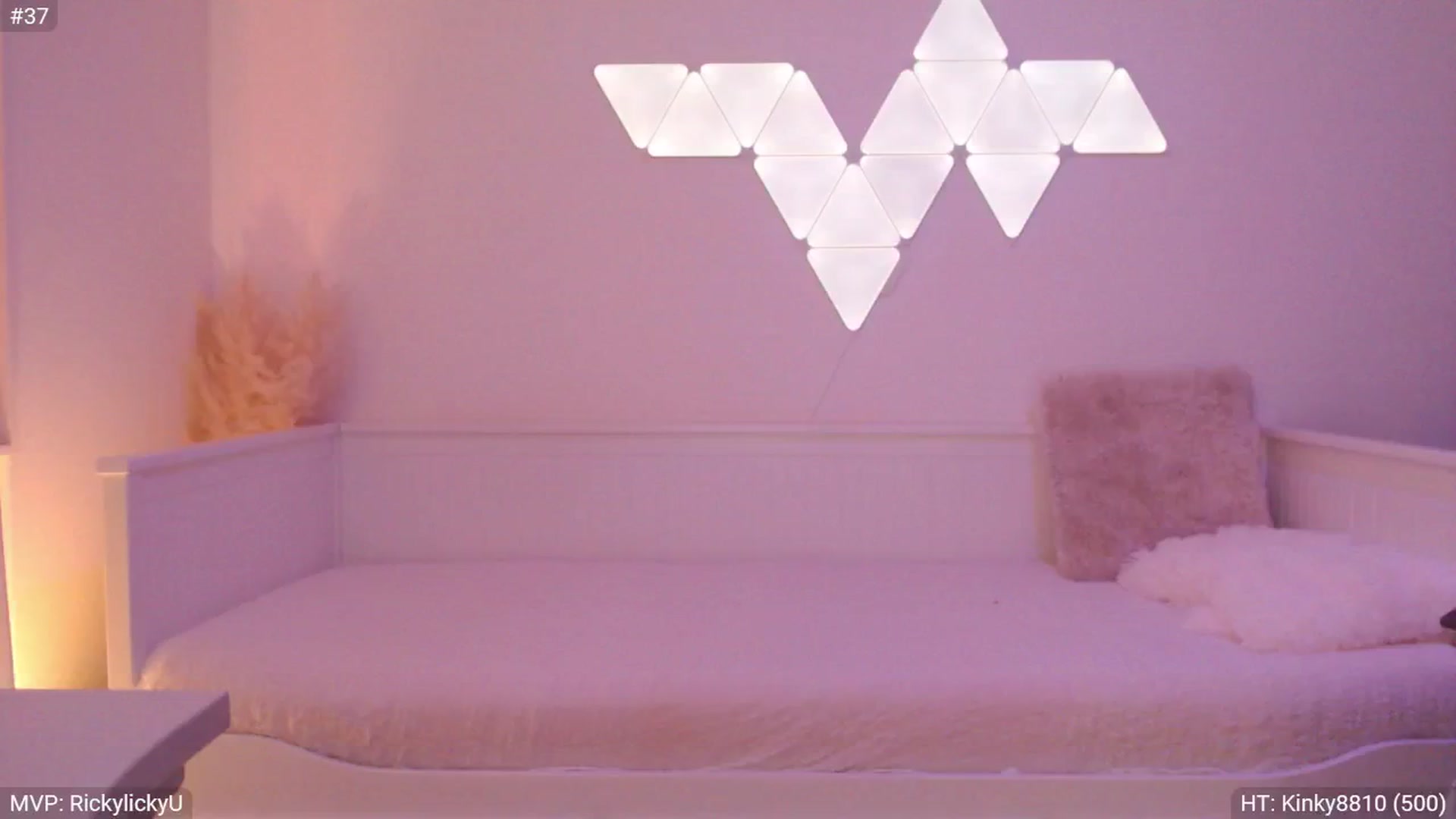Gallery image thumbnail from StacyDoll's myfreecams stream on, 06/14/2024, 24:17 image 17 of 20