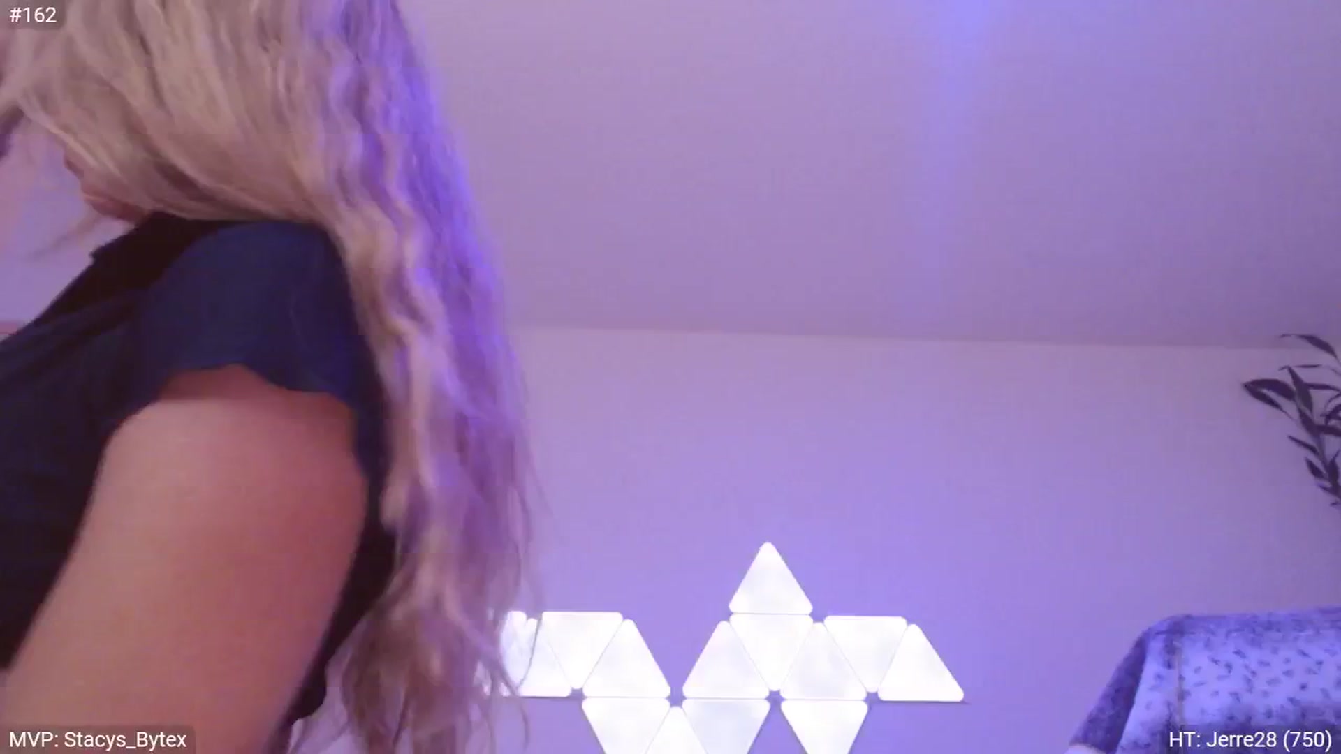 Gallery image thumbnail from StacyDoll's myfreecams stream on, 08/17/2024, 22:36 image 1 of 20